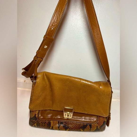 Cole Haan Brown leather big purse with long strap - Picture 4 of 8